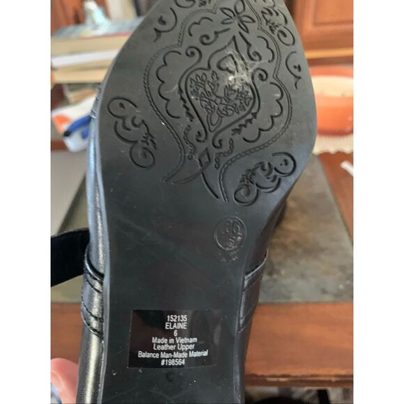 Pesaro Black Leather Mary Jane’s - Picture 4 of 6